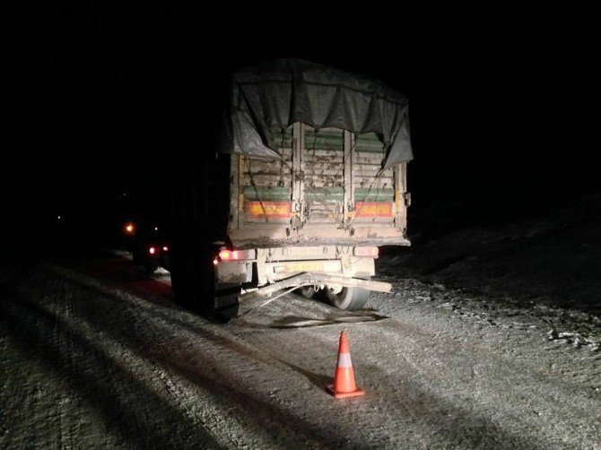 Domaniç’te Trafik Kazası: 2 Yaralı