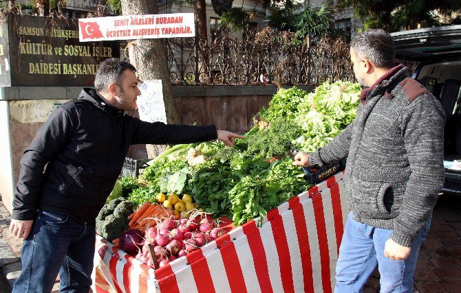 Şehit Yakınlarına Sebze-meyve Bedava