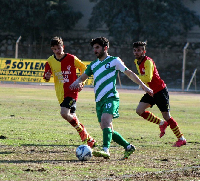 Salihli Belediyespor, 3 Puanı 3 Golle Aldı