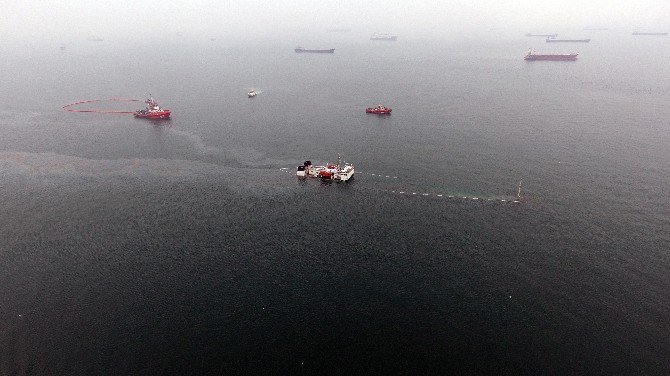 Zeytinburnu Açıklarında Batan Gemi Havadan Görüntülendi