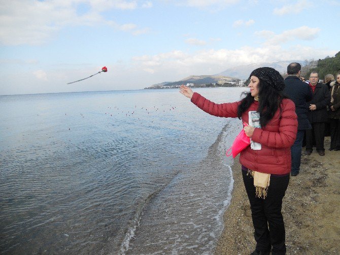 Giritli Muhacirler Atalarını Andı