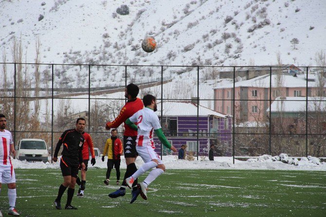 25 Mart Oltuspor, Pasinler’i 3-2 Mağlup Etti