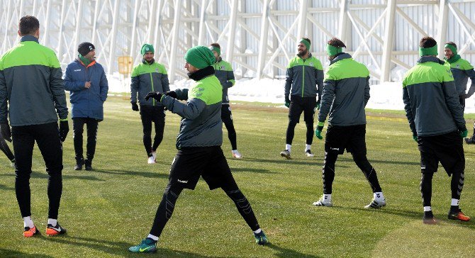 Konyaspor, Beşiktaş Maçı Hazırlıklarını Tamamladı