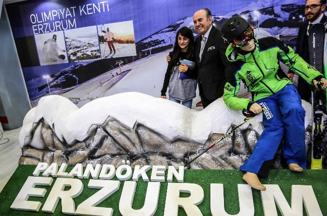 Başkan Topbaş Erzurum Standını Ziyaret Etti