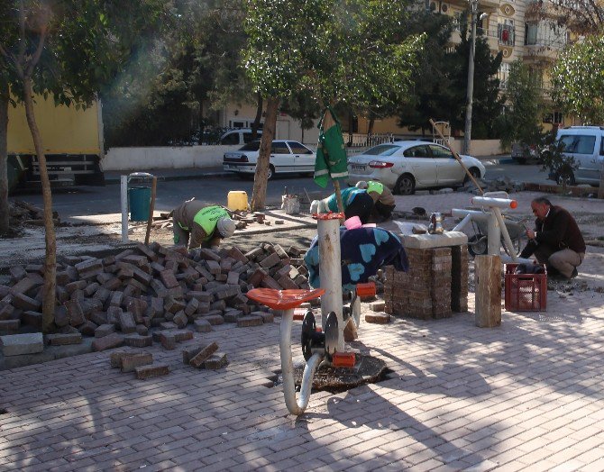 Haliliye’de Parklar Bahara Hazırlanıyor