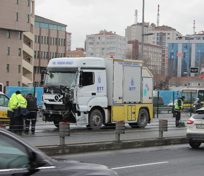 E-5’te Metrobüs Kazası