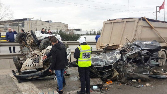 Freni Patlayan Kamyon 12 Aracı Biçti: 1 Ölü, 10’dan Fazla Yaralı