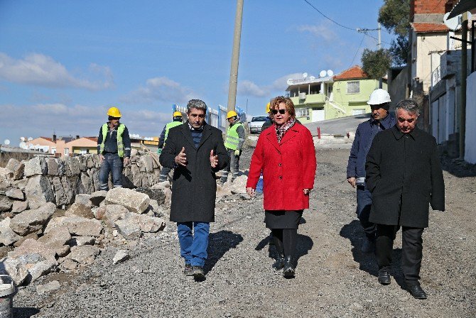 İhale İptal Edildi, Çöken Duvarı Belediye Ekipleri Ördü