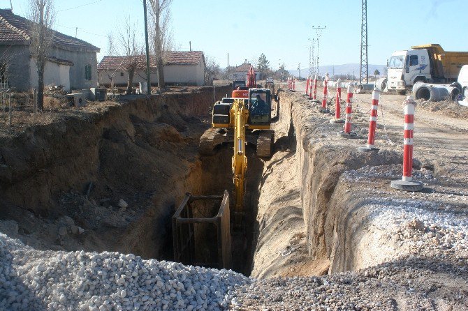 Konya’ya 2016 Yılında Bin 427 Kilometre Su Ve Kanalizasyon Şebekesi Yapıldı