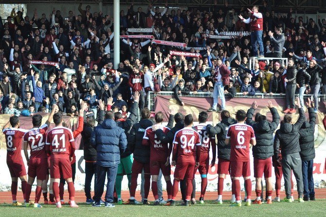 İnegölspor’da Yüzler Ergün Penbe İle Güldü