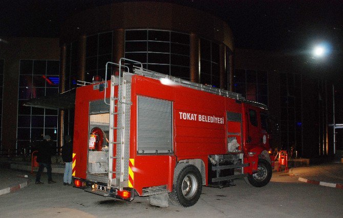 Tokat Devlet Hastanesinde Korkutan Yangın