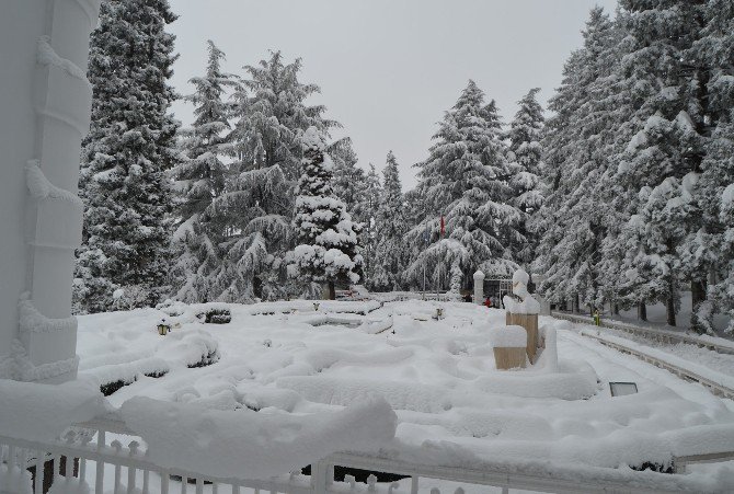 Trabzon’da Kar Hayatı Olumsuz Etkiliyor