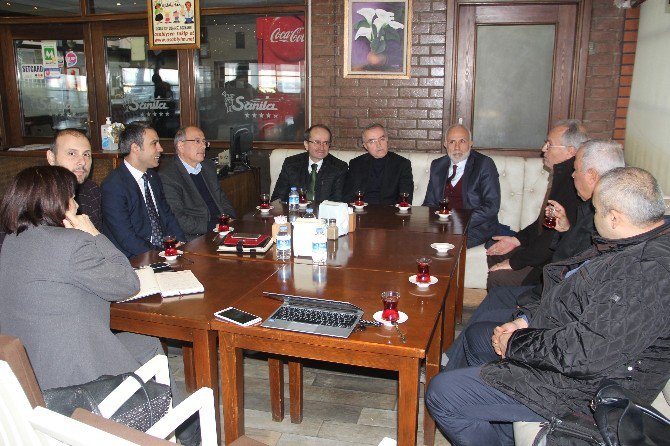 Ak Parti Konak’tan Referandum Toplantısı