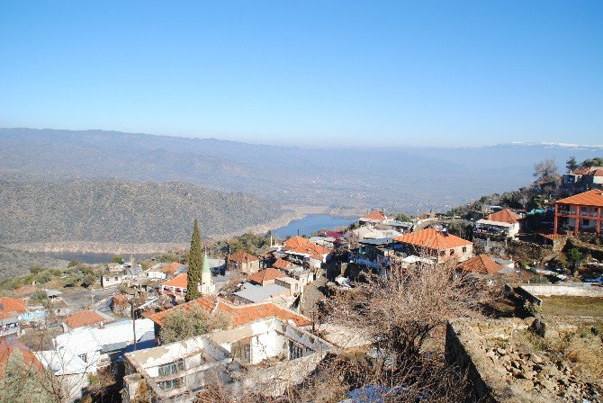 Bir Asırda Üç İsim Değiştiren Cumalar, Tarih Kokuyor