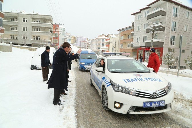 İlkadım Karla Mücadele Ediyor