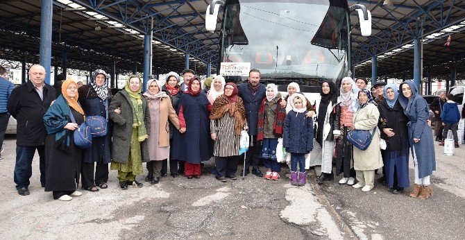 Başkan Doğan, Umre Ziyaretine Giden Kızına Kavuştu