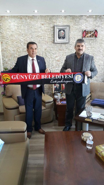 Kızılay Şube Başkanı Girgin’den Günyüzü Belediye Başkanı Arayıt’a Ziyaret