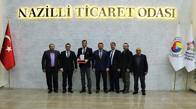 Atçalı Firma İlk 100’e Girdi, Nazilli Ticaret Odası Plaket Verdi