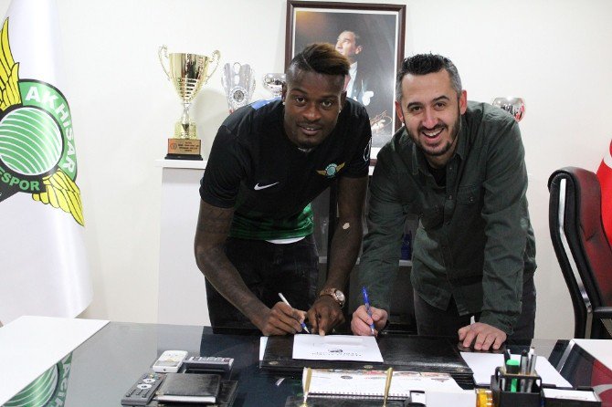 Akhisar Belediyespor’da Son Günde 2 Golcü Transfer Etti