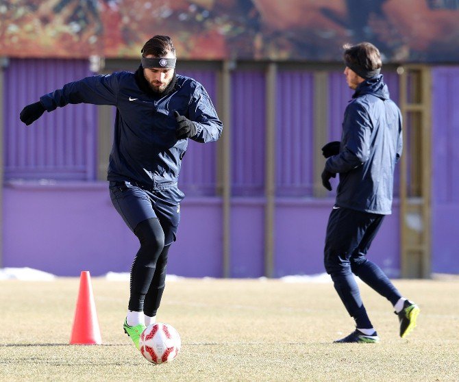 Osmanlıspor, Kupa Hazırlıklarına Başladı