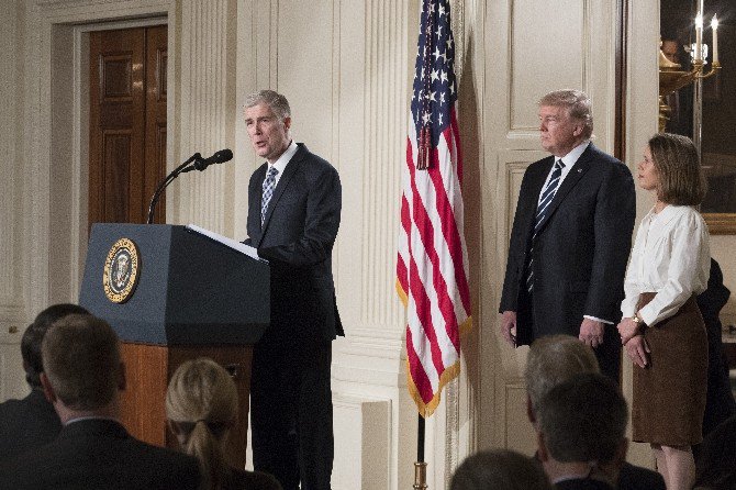 Trump’ın Yüksek Mahkeme Adayı; Neil Gorsuch