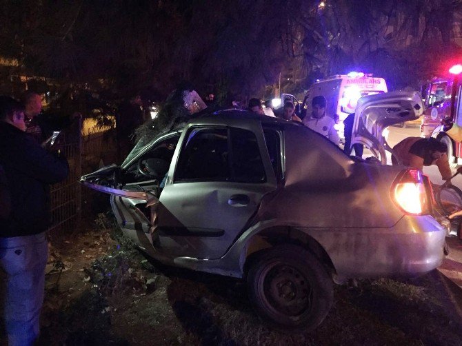 Antalya’da Trafik Kazası: 2 Ölü, 2 Yaralı