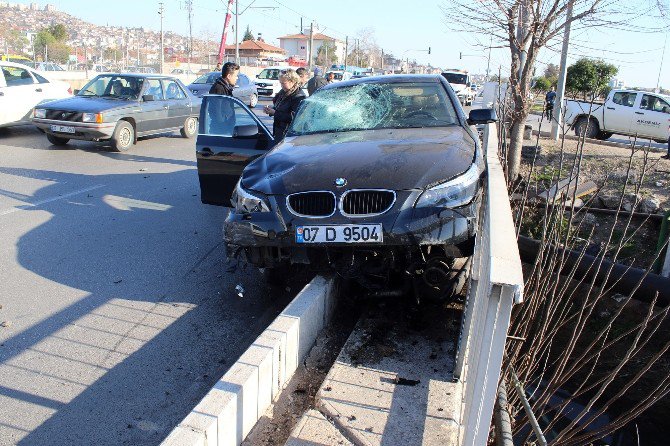 Antalya’da Kazazedenin Yardımına Yoldan Geçen İlk Yardım Eğitmeni Koştu