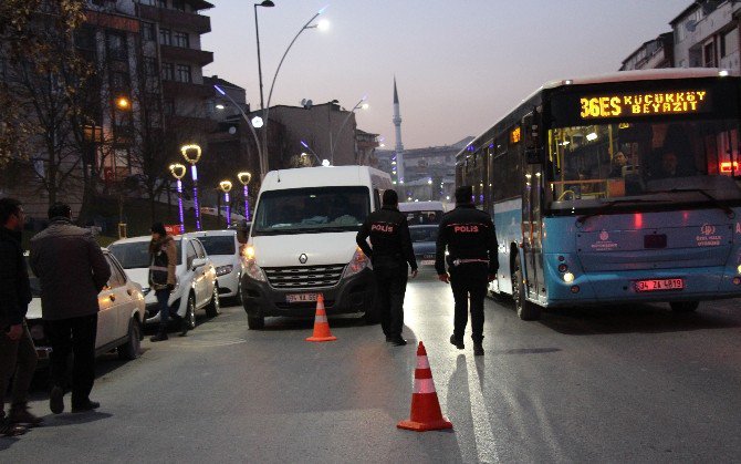 İstanbul Polisi Yabancı Şahıslara Yönelik Uygulama Yaptı