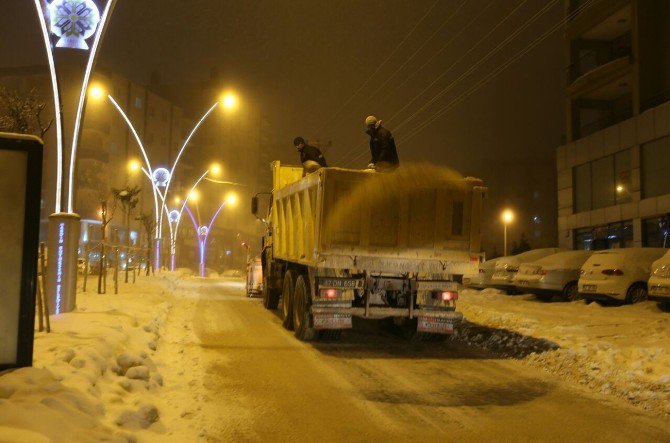 Mardin’de Hastaların İmdadına Paletli Ambulanslar Yetişiyor