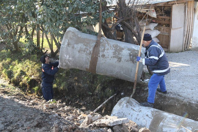 Pazarköy Mahallesi Alt Yapı Çalışmaları Devam Ediyor