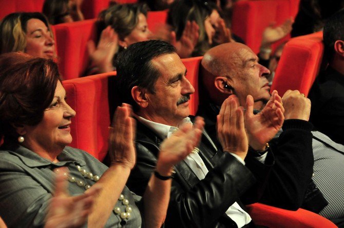 Zübeyde Hanım Kültür Merkezi 60 Bin Vatandaşı Ağırladı