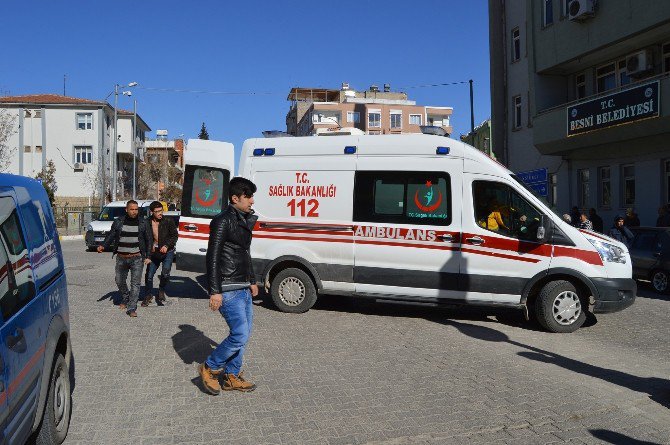 Baba Oğul Mahkemeye Giderken Silahlı Saldırıya Uğradı