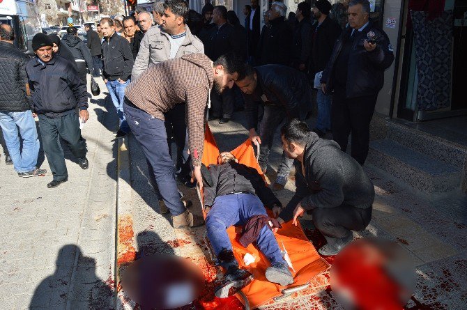 Baba Oğul Mahkemeye Giderken Silahlı Saldırıya Uğradı