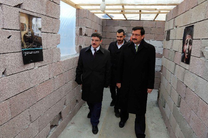 Suriye’deki Savaşın Acı Yüzünü Keçiören’e Taşıyan Halep Evi’ni Ak Parti Genel Başkan Yardımcısı Yasin Aktay Da Ziyaret Etti