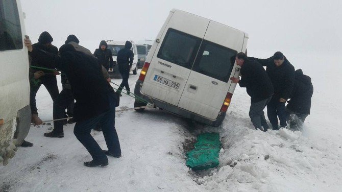 Referandum Çalışmaları Kar Engeli Dinlemedi