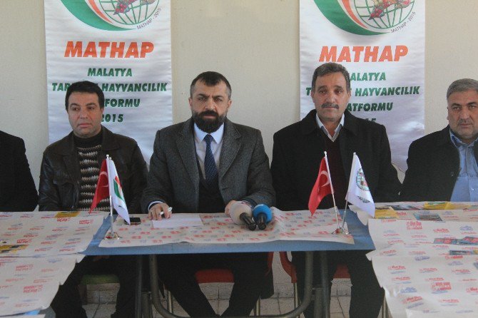 Akın: Canlı Hayvan Pazarında Yetiştiricilerle Bir Araya Geldi