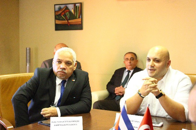 Kanser Hastalarına Küba’dan Müjde