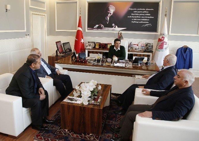 Diyarbakırlılar Vakfı’ndan Başkan Genç’e Ziyaret