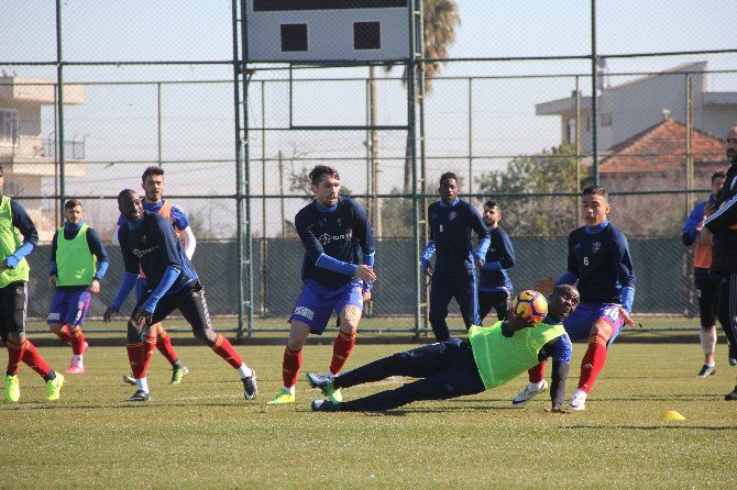 Karabükspor 2 Oyuncu Yabancı Kontenjanına Takıldı