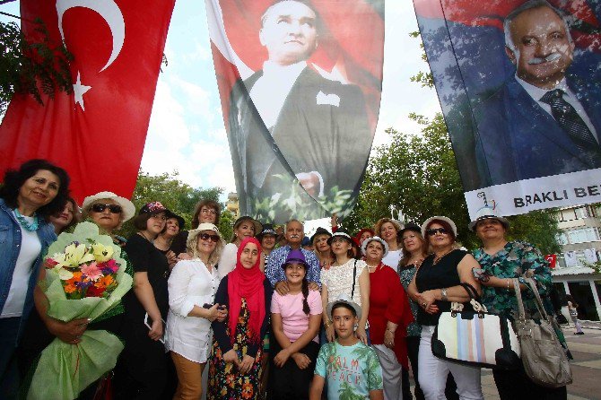 Bayraklı’da Memnuniyet Anketi