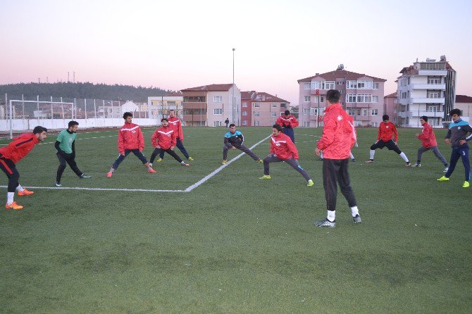 Bilecikspor Hafta Sonu Oynayacağı Maçın Hazırlıklarını Sürdürüyor