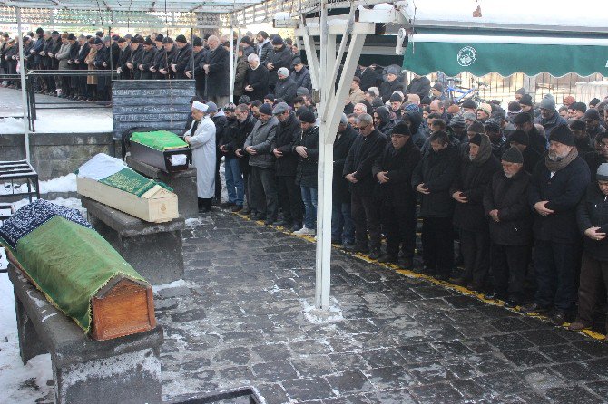 İlahiyatçı Yazar İhsan Eliaçık’ın Acı Günü