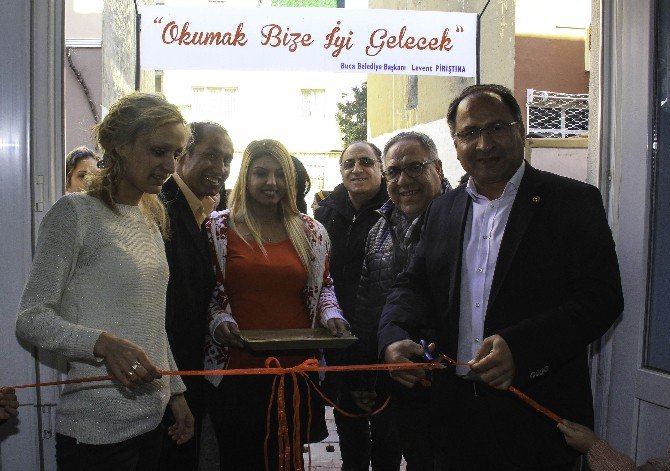 Romanların İlk Sergisi Açıldı