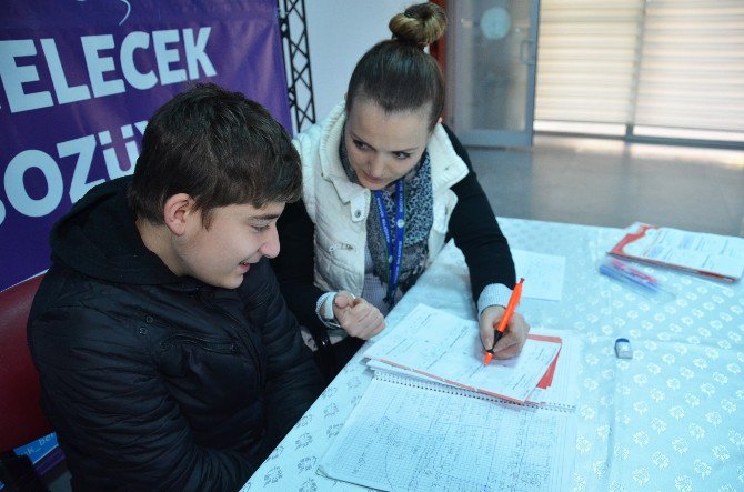 Bozüyük Belediyesi’nden Engelli Öğrencilere Özel Matematik Dersi