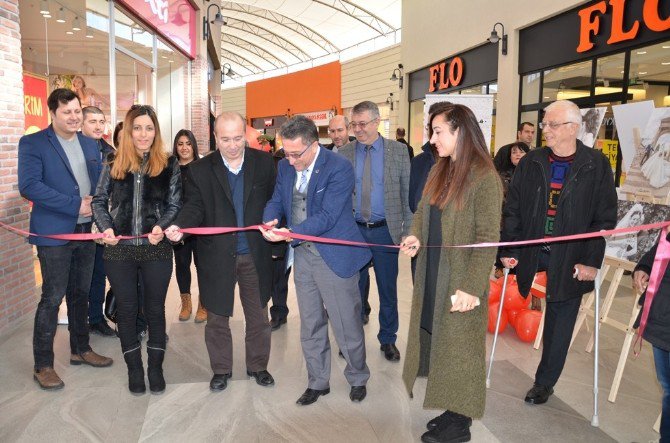 Masal Tadında Sergi