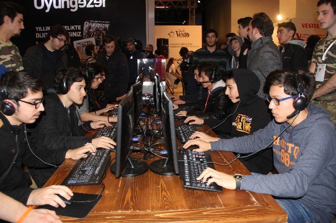 Gaming İstanbul’da Eğlence Devam Ediyor