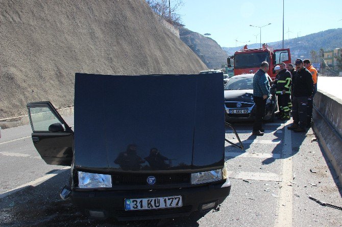 Hatay’da Trafik Kazası: 4 Yaralı