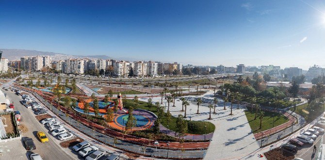 İzmir Şehitlerini Unutmadı