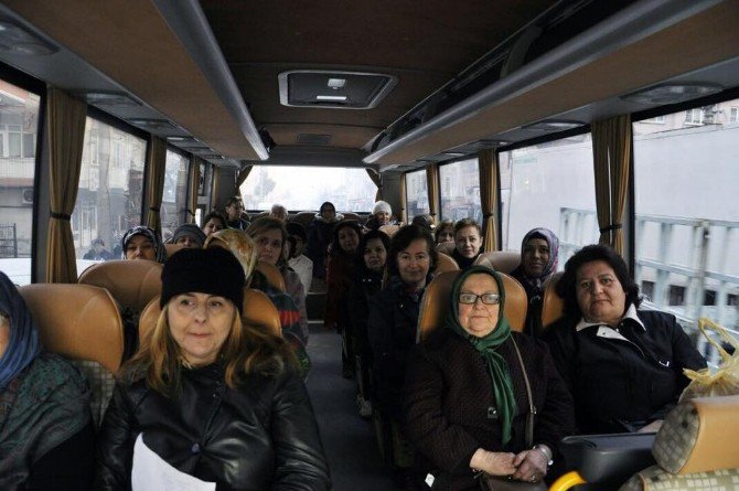 Akhisarlı Kursiyerler Manisa’yı Gezdi