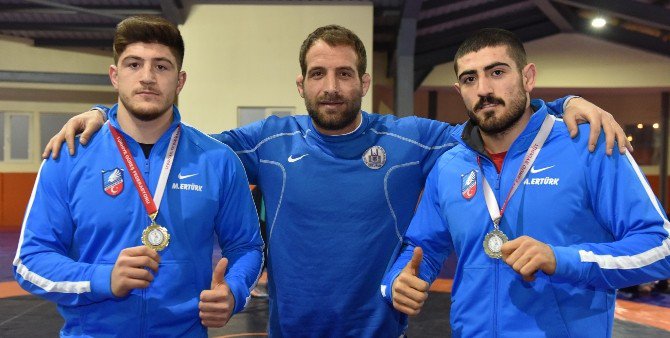 Büyükşehir’in Pehlivanı Ertürk: “Hedefim Tokyo 2020”